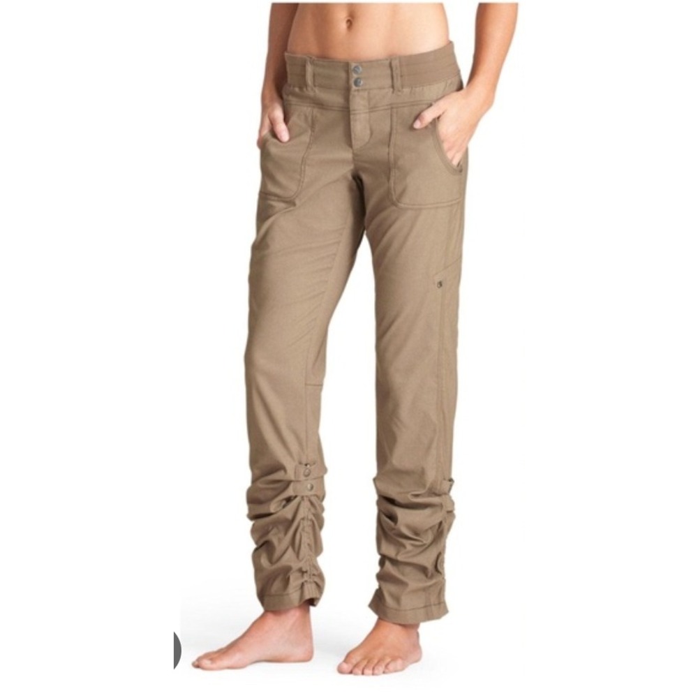 Women's Athleta Shasta Convertible Hiking Pants Size 14P Tan Khaki Ruched Ankle